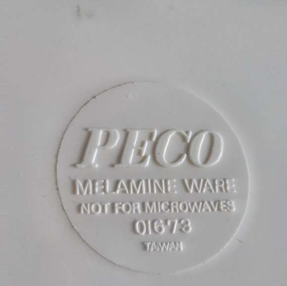 Vintage Pecoware Peter Rabbit Divided Plastic Plate - Picture 5 of 6